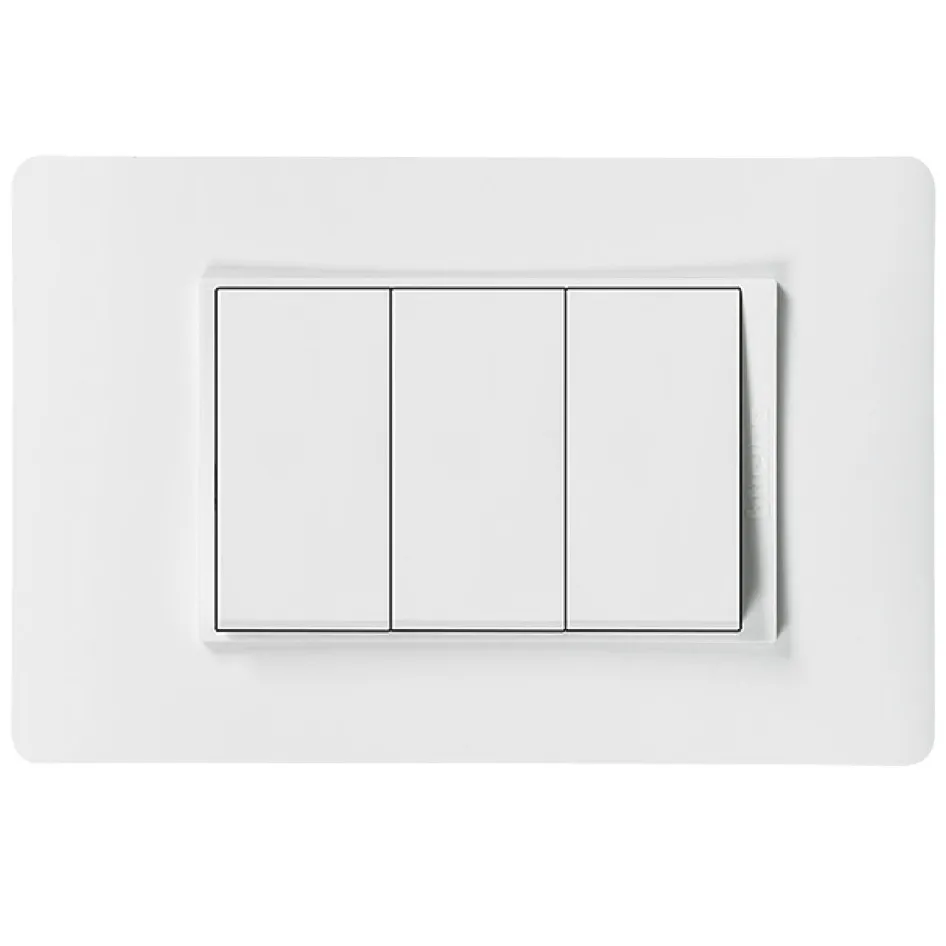 Interruptor triple 9/32 BTICINO Luzica